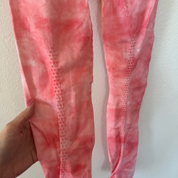 Free People FP Movement Seamless Peach Tie Dye Leggings Good Karma M L NEW $88 - Picture 5 of 10